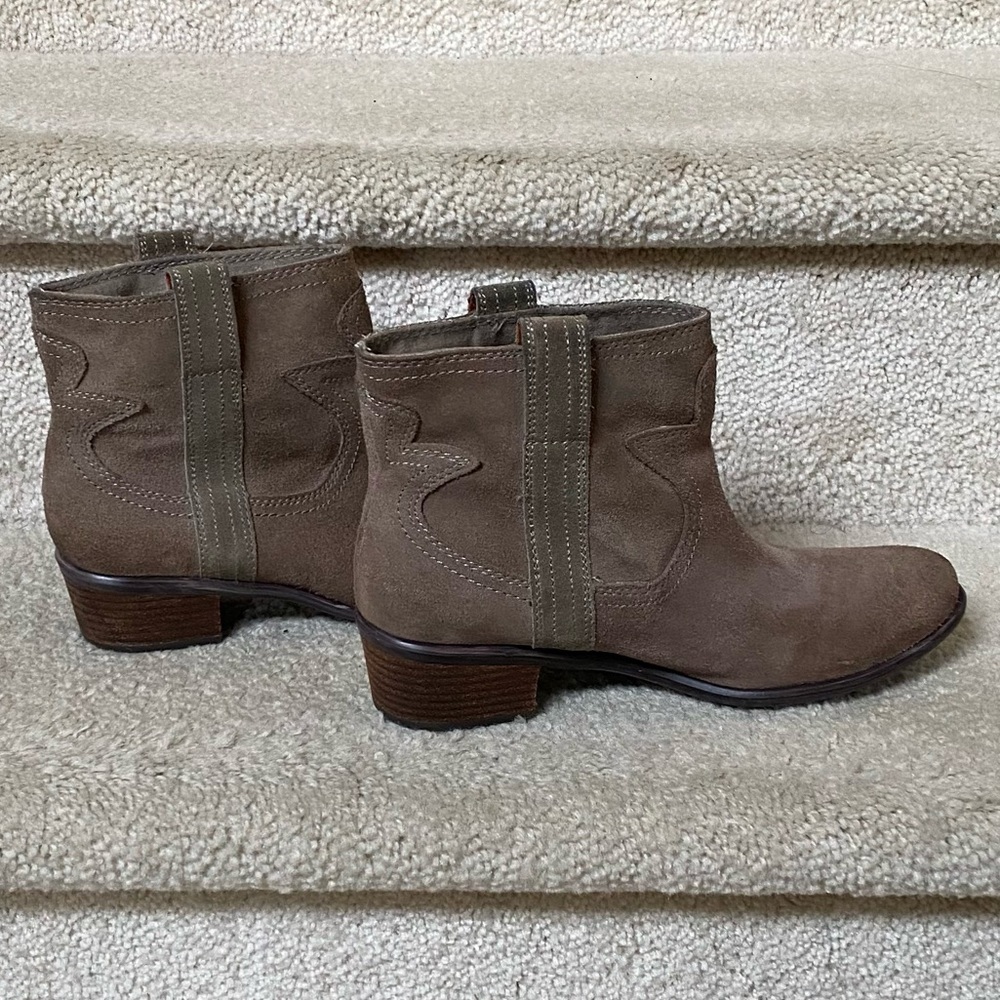 LUCKY BRAND ANKLE BOOTIE/ “LK-TERRA”/LEATHER/SUEDE / GRAY -TAN/ SIZE 8